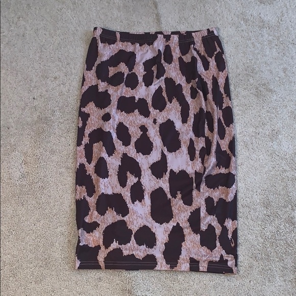 SHEIN Dresses & Skirts - Shein Print Pencil Skirt